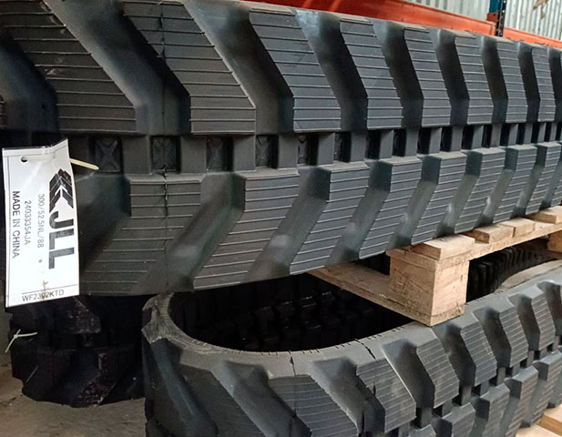 Гусеница 300x52,5x88N JLL