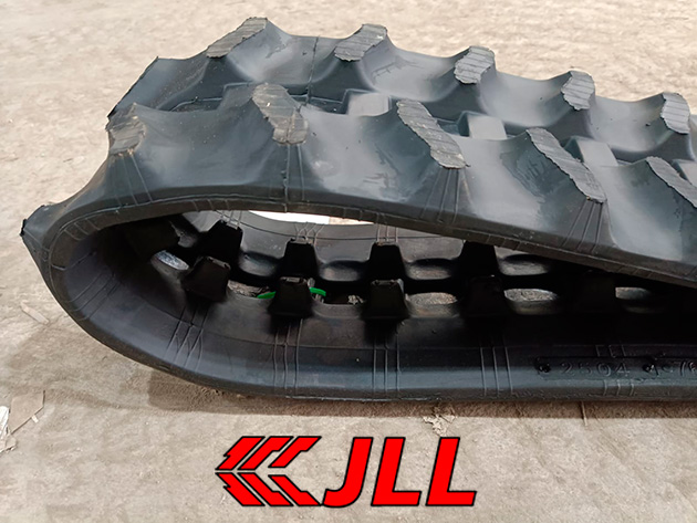 Гусеница 180x72x40 JLL