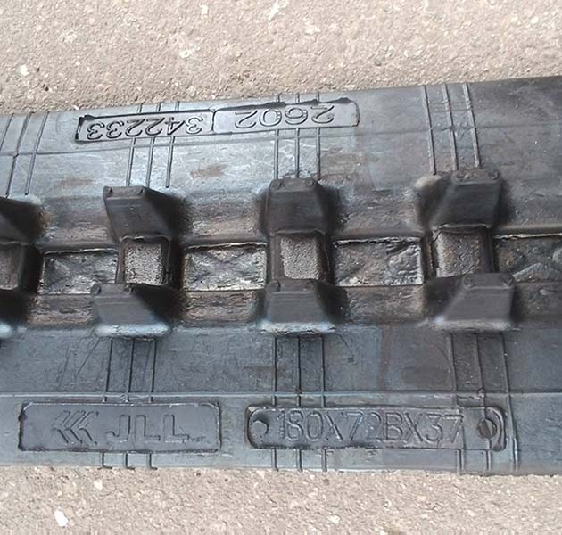 Гусеница УСИЛЕННАЯ 180x72Bx37 JLL